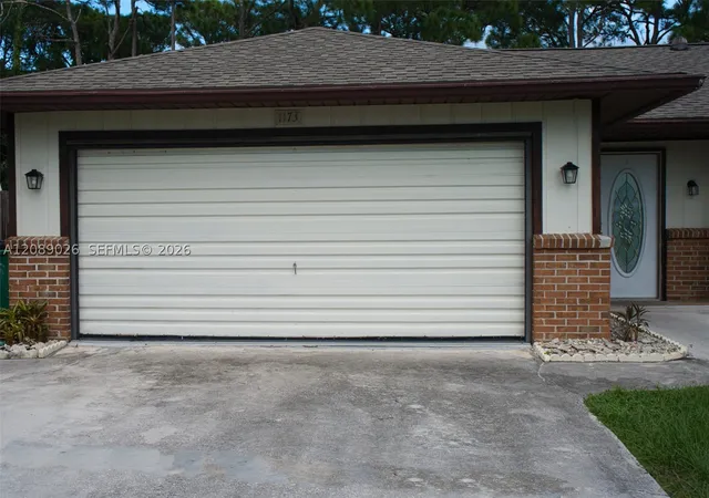 Photo 2 of Single family home for sale at 1173 SE Odonnell Ln, Port St Lucie, FL 34983 | MLS# A12089026 | Listing updated on 2026-09-15
