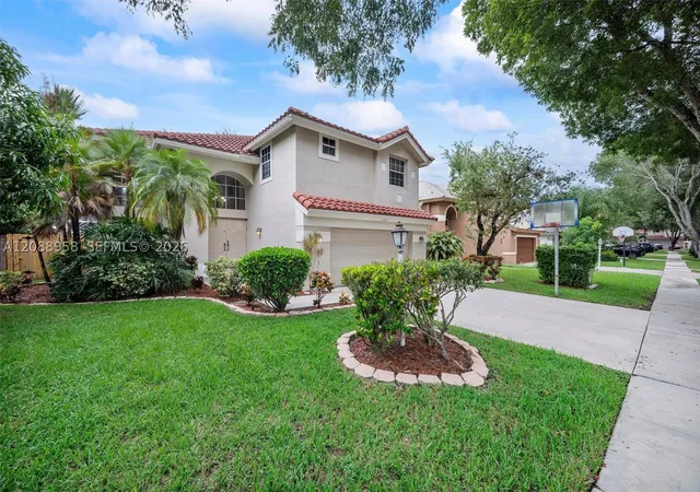 Photo 2 of Single family home for sale at 11092 Topeka Pl, Cooper City, FL 33026 | MLS# A12088958 | Listing updated on 2026-09-15