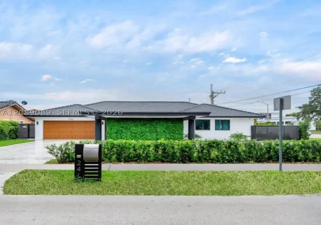 Single family home for sale at 2410 SW 99th Avenue, Miami, FL 33165 | MLS# A12089089