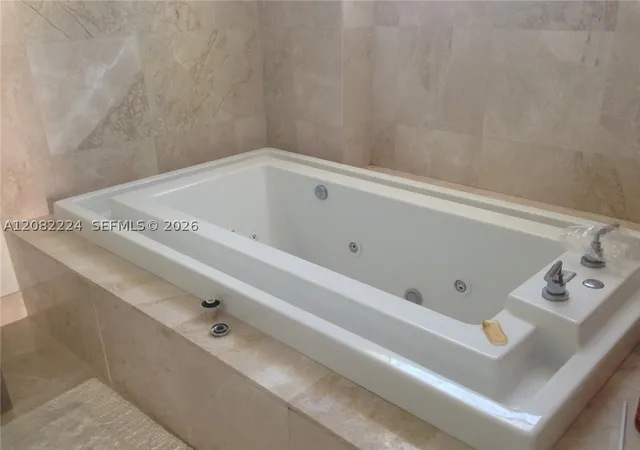 Photo 3 of Condo for sale at 218 Se 14th Street #2108, Miami, FL 33131 | MLS# A12082224 | Listing updated on 2026-09-15