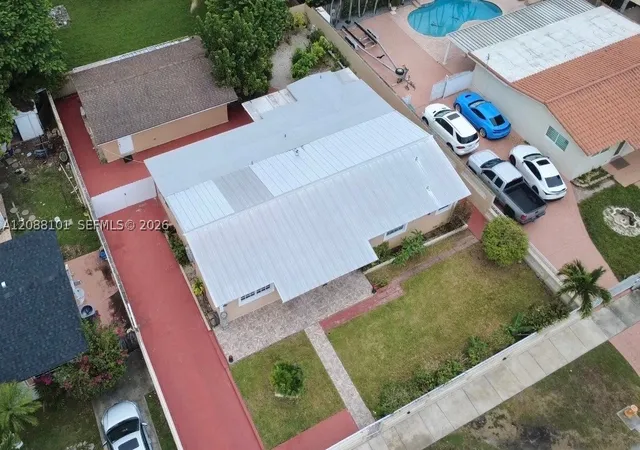 Photo 3 of Sale Pending at 11601 Sw 183rd Street, Miami, FL 33157 | MLS# A12088101 | Listing updated on 2026-09-29