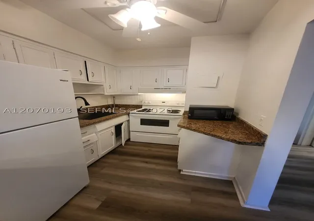 Photo 4 of House for sale at 600 Layne Blvd #118, Hallandale Beach, FL 33009 | MLS# A12070193 | Listing updated on 2026-09-15