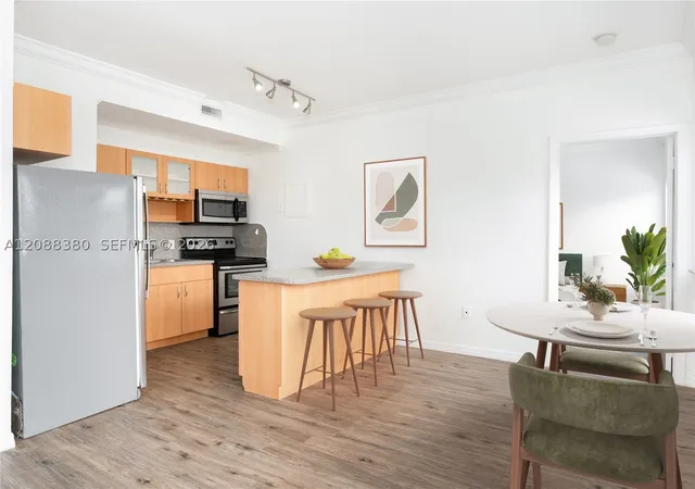 Photo 3 of Condo for sale at 737 Jefferson Ave #305, Miami Beach, FL 33139 | MLS# A12088380 | Listing updated on 2026-09-15
