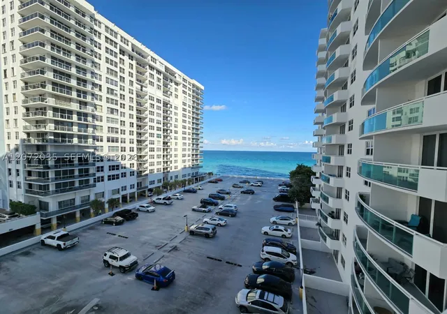 Photo 2 of Condo for sale at 3001 S Ocean Dr #649, Hollywood, FL 33019 | MLS# A12072035 | Listing updated on 2026-09-15