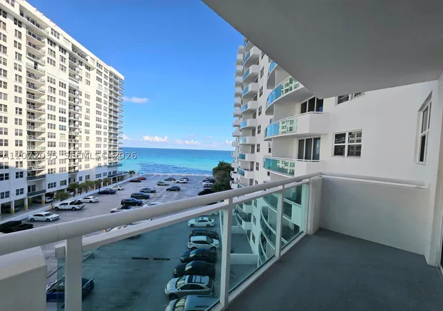 Photo 3 of Condo for sale at 3001 S Ocean Dr #649, Hollywood, FL 33019 | MLS# A12072035 | Listing updated on 2026-09-15