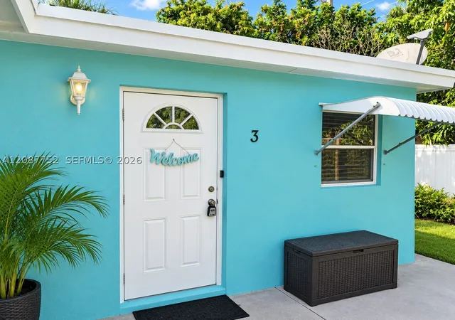 Photo 3 of Multi family home for sale at 1026 Ne 9th Avenue, Fort Lauderdale, FL 33304 | MLS# A12087752 | Listing updated on 2026-09-22