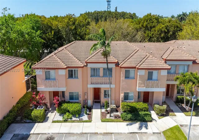 Photo 1 of Townhouse for sale at 816 Nw 208th Way, Pembroke Pines, FL 33029 | MLS# A12089233 | Listing updated on 2026-09-17