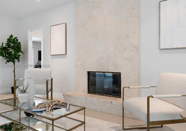 Photo 4 of Single family home for sale at 3061 NE 39th Street, Fort Lauderdale, FL 33308 | MLS# A12085385 | Listing updated on 2026-09-15