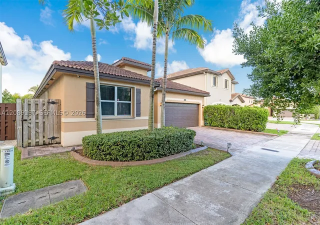 Photo 2 of Single family home for sale at 11833 Sw 250th Terrace, Homestead, FL 33032 | MLS# A12089197 | Listing updated on 2026-09-24