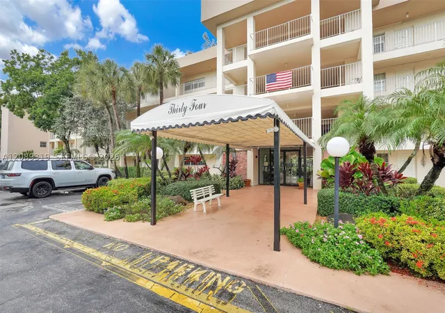 Photo 1 of Condo for sale at 3051 S Palm Aire Dr #308, Pompano Beach, FL 33069 | MLS# A12089319 | Listing updated on 2026-09-15