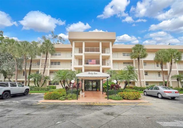Photo 2 of Condo for sale at 3051 S Palm Aire Dr #308, Pompano Beach, FL 33069 | MLS# A12089319 | Listing updated on 2026-09-15