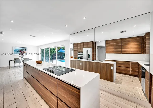 Photo 3 of Single family home for sale at 1080 Ne 104th Street, Miami Shores, FL 33138 | MLS# A12088718 | Listing updated on 2026-09-21