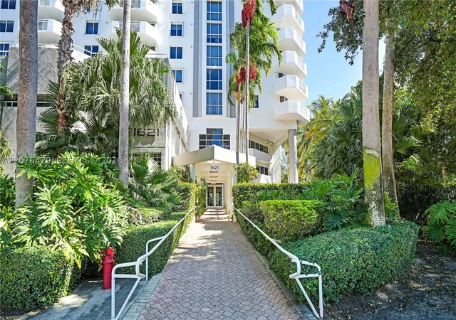 Photo 2 of Condo for sale at 1621 Bay Rd #604, Miami Beach, FL 33139 | MLS# A12076429 | Listing updated on 2026-09-16