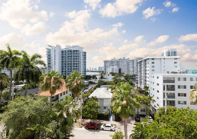 Photo 4 of Condo for sale at 1621 Bay Rd #604, Miami Beach, FL 33139 | MLS# A12076429 | Listing updated on 2026-09-16