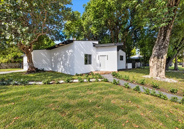 Photo 2 of Single family home for sale at 1001 Ne 82nd Street, Miami, FL 33138 | MLS# A12086669 | Listing updated on 2026-10-03