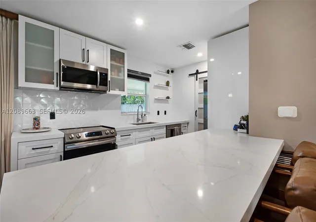Photo 2 of Single family home for sale at 508 Ne 28th Drive, Wilton Manors, FL 33334 | MLS# A12089663 | Listing updated on 2026-09-19