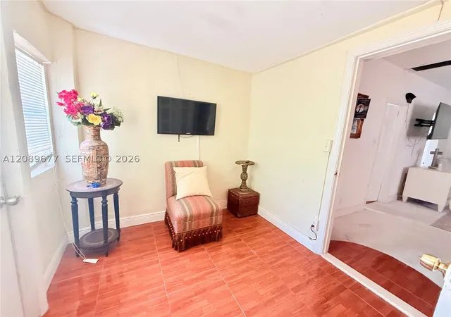 Photo 4 of House for sale at 413 NW 14th Terrace, Fort Lauderdale, FL 33311 | MLS# A12089677 | Listing updated on 2026-09-16