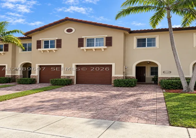 Photo 2 of Townhouse for sale at 22067 Sw 88th Path, Cutler Bay, FL 33190 | MLS# A12089607 | Listing updated on 2026-09-17