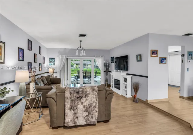 Photo 3 of Single family home for sale at 11804 Sw 54th Street, Cooper City, FL 33330 | MLS# A12082614 | Listing updated on 2026-09-26