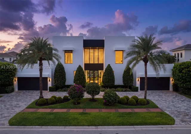 Photo 2 of Sale Pending at 17531 Foxborough Ln, Boca Raton, FL 33496 | MLS# A12089405 | Listing updated on 2026-10-07