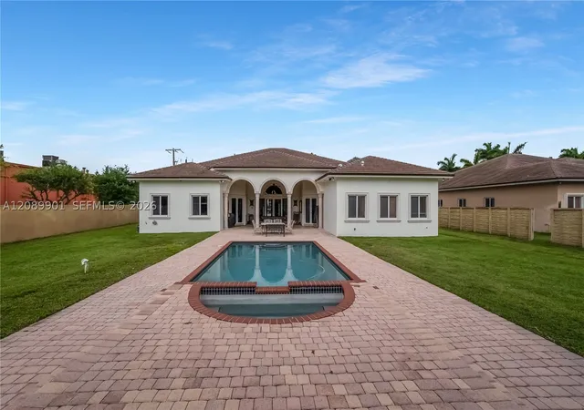 Photo 1 of Single family home for sale at 4025 Sw 128th Avenue, Miami, FL 33175 | MLS# A12089901 | Listing updated on 2026-09-23