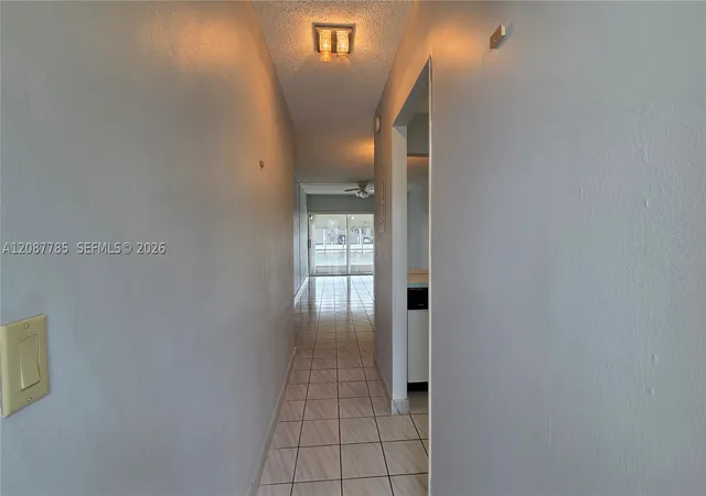 Photo 3 of House for sale at 450 Paradise Isle Blvd #109, Hallandale Beach, FL 33009 | MLS# A12087785 | Listing updated on 2026-09-16