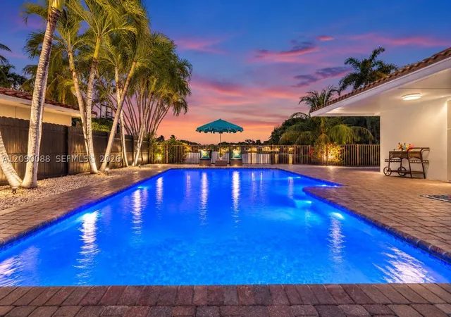 Photo 2 of Single family home for sale at 7311 Sabal Dr, Miami Lakes, FL 33014 | MLS# A12090088 | Listing updated on 2026-10-06