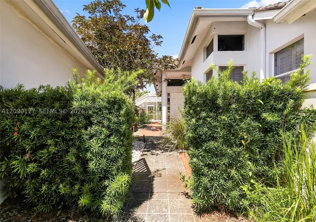 Photo 2 of Single family home for sale at 173 Orange Tree Dr, Atlantis, FL 33462 | MLS# A12090127 | Listing updated on 2026-09-24