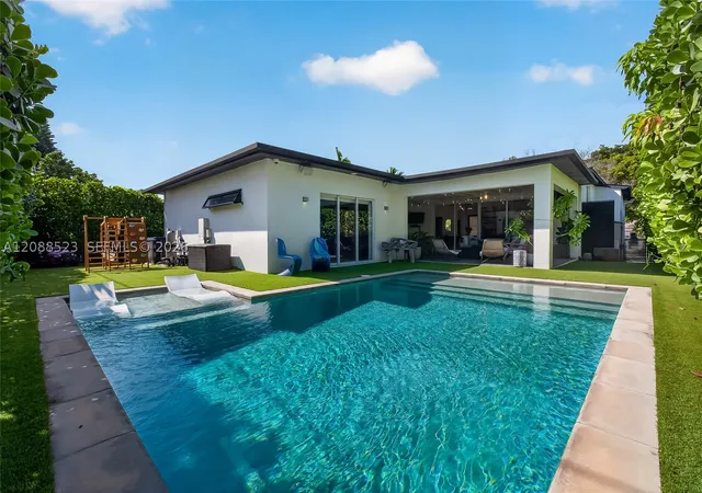 Photo 3 of Single family home for sale at 2342 Sw 25th Terrace, Miami, FL 33133 | MLS# A12088523 | Listing updated on 2026-09-16