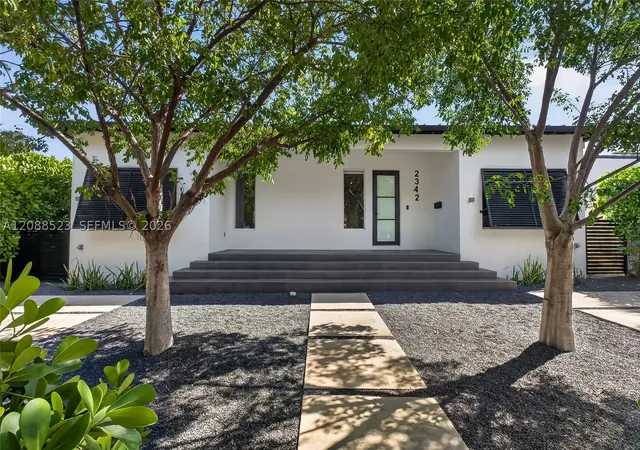 Photo 4 of Single family home for sale at 2342 SW 25th Terrace, Miami, FL 33133 | MLS# A12088523 | Listing updated on 2026-09-16