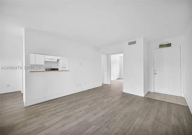 Photo 2 of Condo for sale at 4021 Nw 87th Avenue #4021, Sunrise, FL 33351 | MLS# A12088279 | Listing updated on 2026-09-16