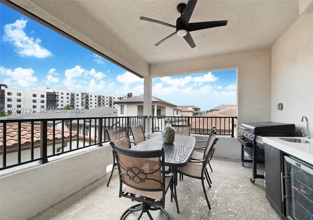 Photo 3 of Townhouse for sale at 4605 NW 83rd Path, Doral, FL 33166 | MLS# A12090191 | Listing updated on 2026-09-16