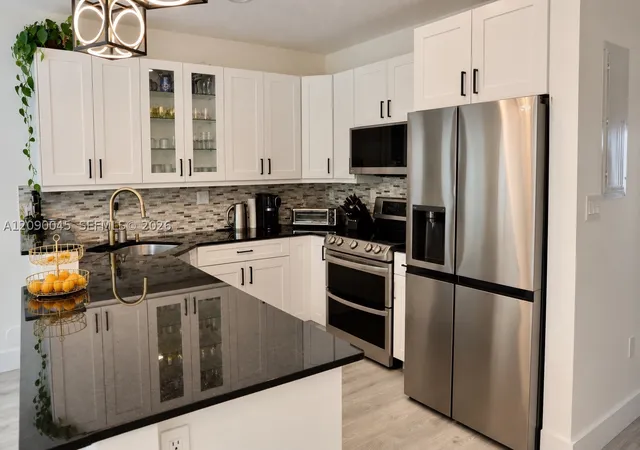 Photo 4 of Single family home for sale at 14331 SW 136th Avenue, Miami, FL 33186 | MLS# A12090045 | Listing updated on 2026-09-17