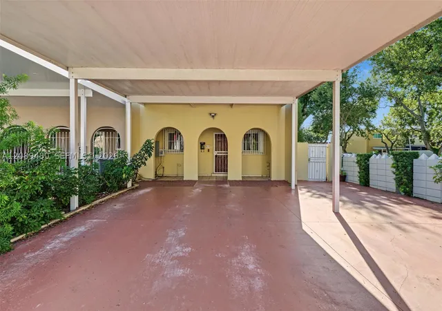 Photo 3 of Townhouse for sale at 7205 W 3rd Avenue, Hialeah, FL 33014 | MLS# A12089480 | Listing updated on 2026-09-17