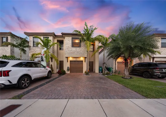 Photo 2 of Townhouse for sale at 25511 Sw 108th Court, Homestead, FL 33032 | MLS# A12090280 | Listing updated on 2026-09-17