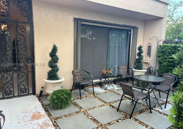 Photo 3 of Townhouse for sale at 19505 E Lake Dr, Hialeah, FL 33015 | MLS# A12090348 | Listing updated on 2026-09-19