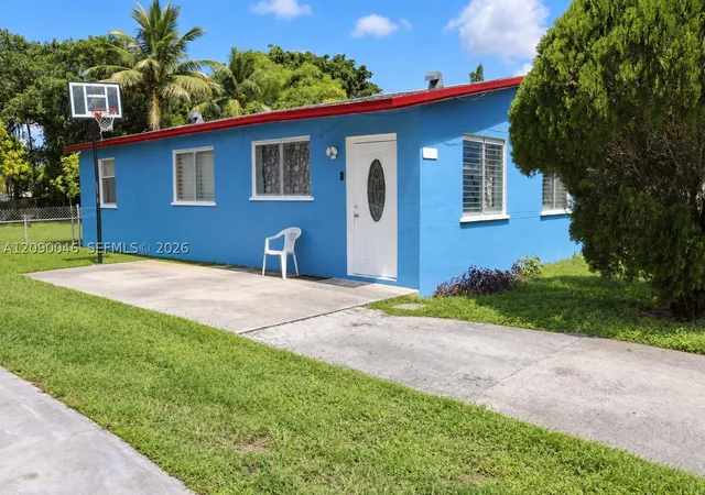 Photo 4 of Single family home for sale at 5871 NW 41st Terrace, North Lauderdale, FL 33319 | MLS# A12090046 | Listing updated on 2026-09-17