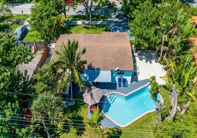 Photo 2 of Single family home for sale at 3360 Ne 12th Terrace, Pompano Beach, FL 33064 | MLS# A12090486 | Listing updated on 2026-09-17
