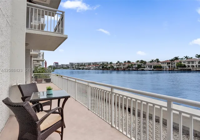Photo 3 of Condo for sale at 1600 S Ocean Dr #1F, Hollywood, FL 33019 | MLS# A12088423 | Listing updated on 2026-09-17