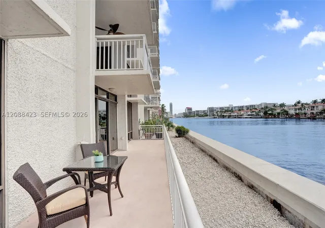 Photo 4 of Condo for sale at 1600 S Ocean Dr #1F, Hollywood, FL 33019 | MLS# A12088423 | Listing updated on 2026-09-17