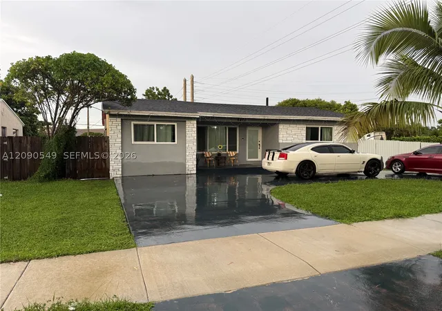 Single family home for sale at 6401 Dewey St, Hollywood, FL 33023 | MLS# A12090549