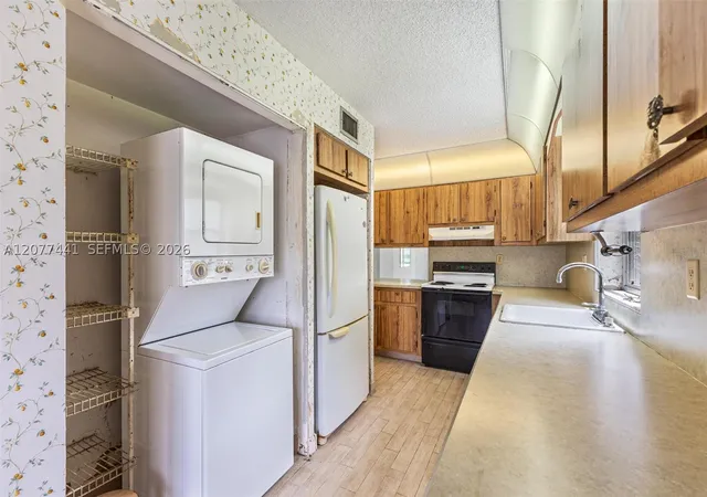Listing Photo 5 - Condo for sale in building located at 5883 Sugar Palm Ct, Delray Beach, FL 33484 - Unit #C