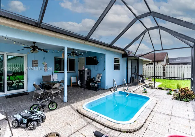 Photo 3 of Single family home for sale at 6990 Nw 23rd Street, Margate, FL 33063 | MLS# A12090404 | Listing updated on 2026-09-17
