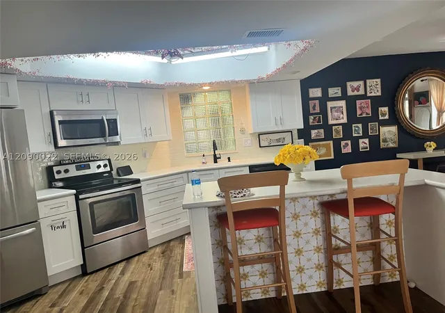 Townhouse for sale at 4386 Hazel Ave #C, Palm Beach Gardens, FL 33410 | MLS# A12090022