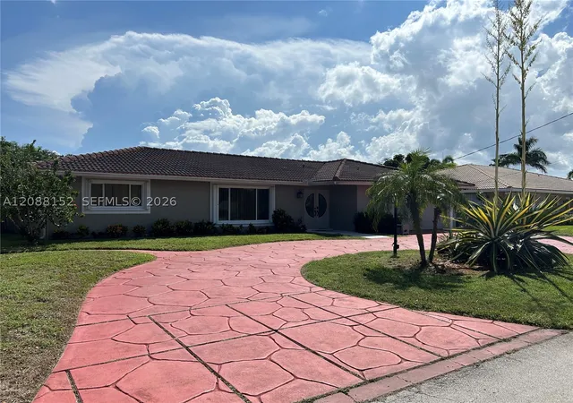 Photo 3 of Single family home for sale at 2480 Ne 46th Street, Lighthouse Point, FL 33064 | MLS# A12088152 | Listing updated on 2026-09-17