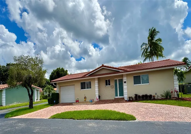 Photo 1 of Single family home for sale at 7190 E Tropical Way, Plantation, FL 33317 | MLS# A12089573 | Listing updated on 2026-09-22