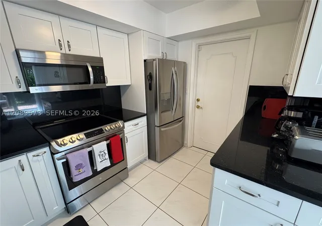 Photo 3 of Single family home for sale at 7190 E Tropical Way, Plantation, FL 33317 | MLS# A12089573 | Listing updated on 2026-09-22