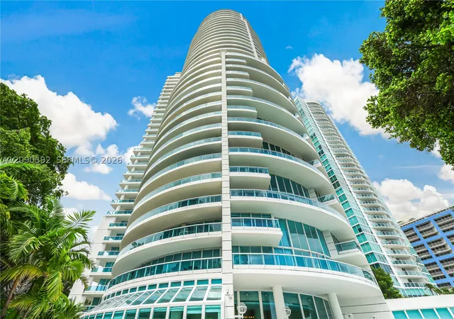 Photo 2 of Condo for sale at 2127 Se Brickell Ave #1406, Miami, FL 33129 | MLS# A12090592 | Listing updated on 2026-09-18