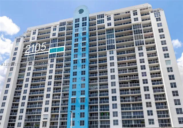 Photo 3 of Condo for sale at 1800 Sunset Harbour Dr #2105, Miami Beach, FL 33139 | MLS# A12090377 | Listing updated on 2026-09-17