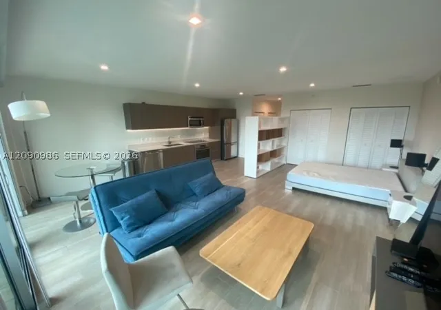 Photo 3 of Condo for sale at 1600 Sw 1st Avenue #811, Miami, FL 33129 | MLS# A12090986 | Listing updated on 2026-09-17